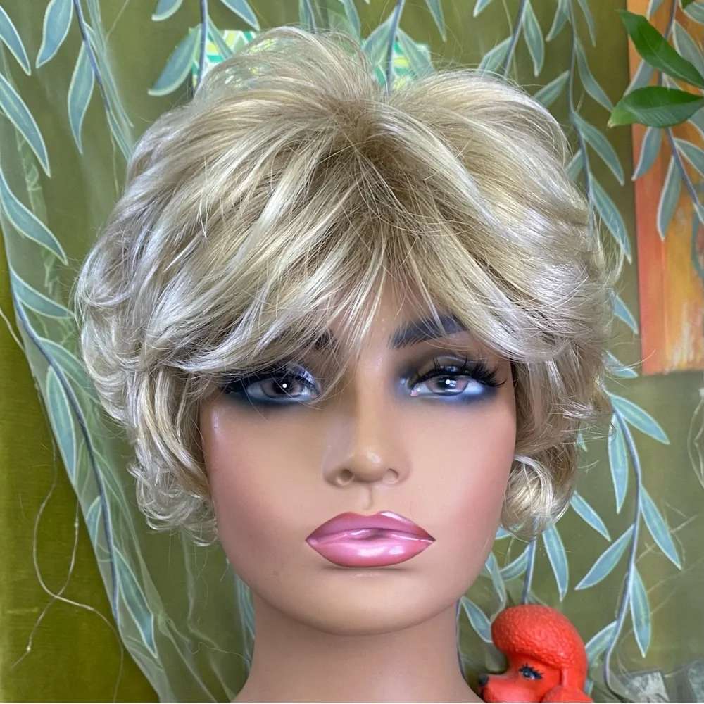curly pixie ombré mixed blonde wig